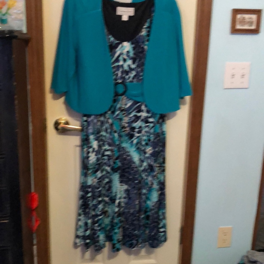 2 piece set by Chelsea Suite size14